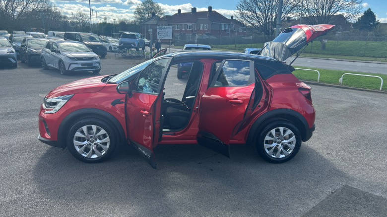 Renault Captur 1.5 dCi 115 Iconic 5dr Diesel Hatchback